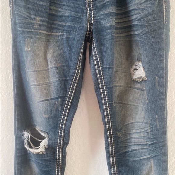Almost Famous Blue Skinny Jeans with Distressed Details - Picture 7 of 10